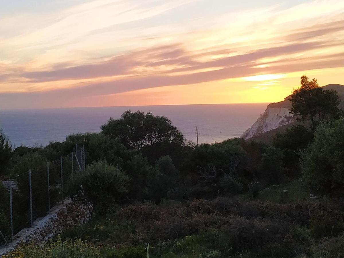 Villa Tramonto Keri Eksteriør billede